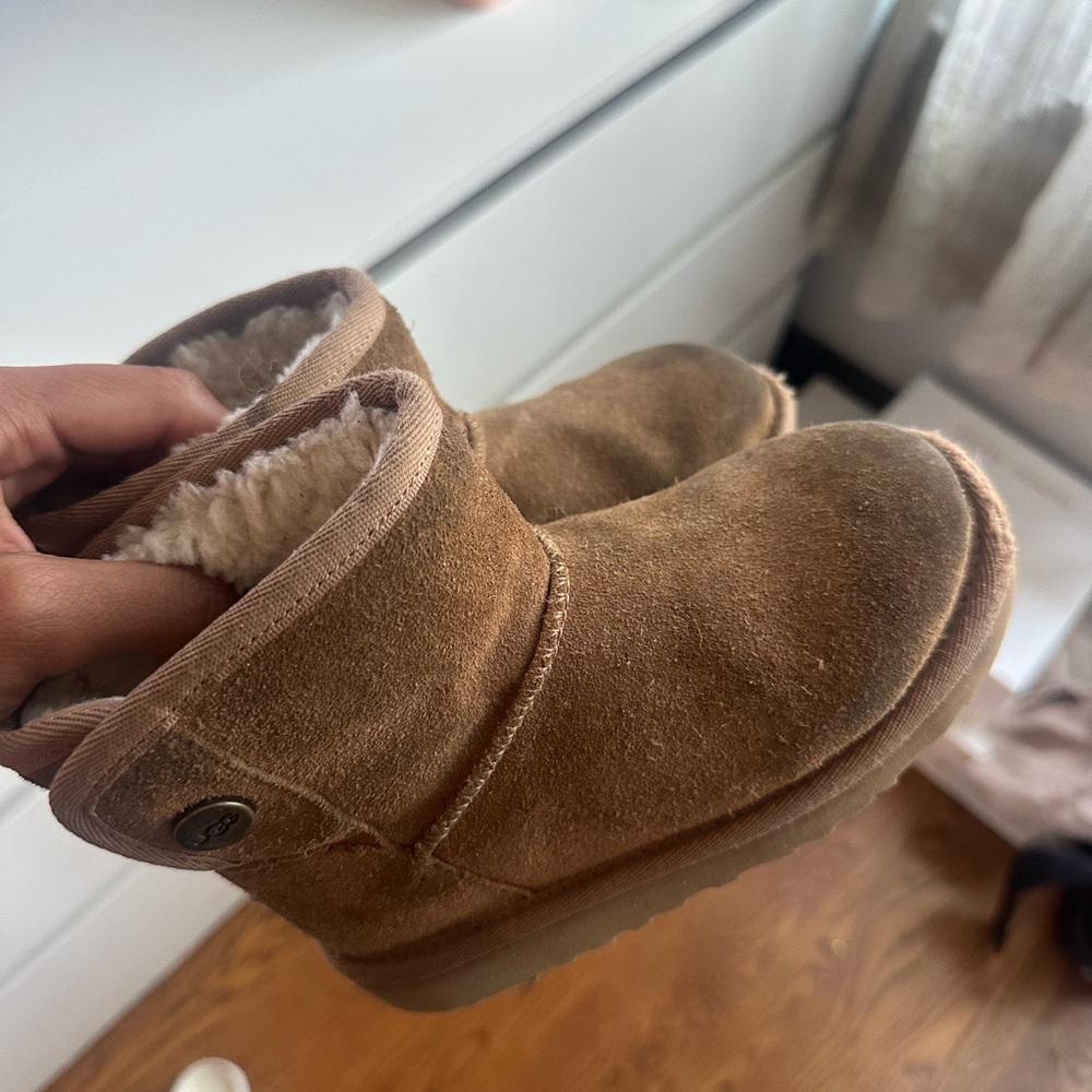 Toddler Chestnut Brown Uggs